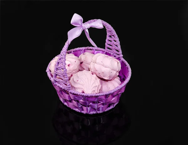 Berry purple zephyr in the basket — Stock Photo, Image