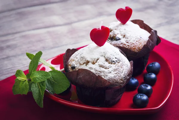 Heart with two berry muffins — Stock Photo, Image