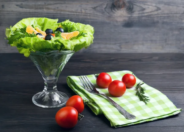 Salad green leaf lettuce — Φωτογραφία Αρχείου