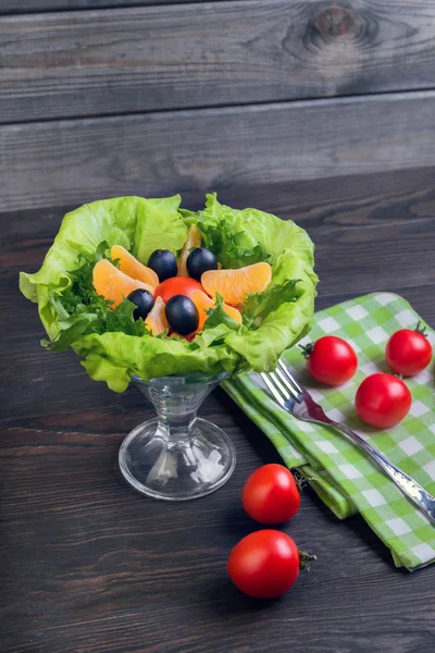 Salad green leaf lettuce — Φωτογραφία Αρχείου