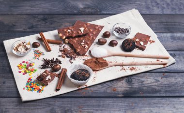  çikolata tatlı hazırlık için malzemeler