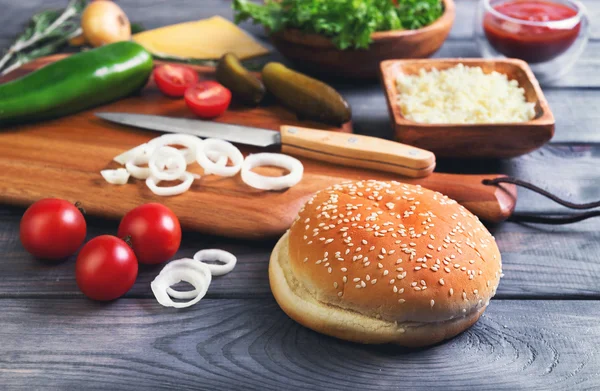 Ingredients for cheeseburgers — Stock Image Ingredients for cheeseburgers Royalty Free Stock Photos