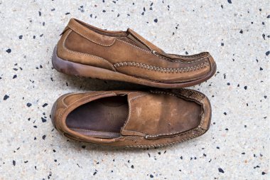 Eski terrazzo kat deri ayakkabı