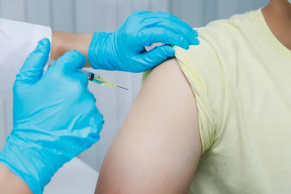 Vacuna Covid Probada Por Voluntarios Los Investigadores Están Inventando Vacunas —  Fotos de Stock