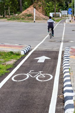 Bisiklet şeritli yol odak sembolü oturum