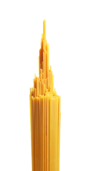 Bos van spaghetti pasta geïsoleerd op wit — Stockfoto