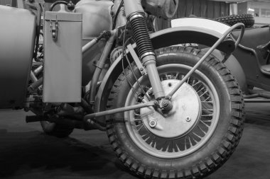 Ön tekerlek motosiklet