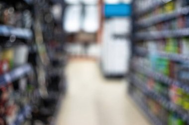 Arkaplan için alışveriş merkezindeki bulanık dükkan ve perakende mağazası soyut