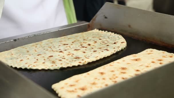 Lavash cooked on the stove — Stock Video