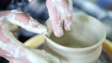 Potter kil gemi yapar