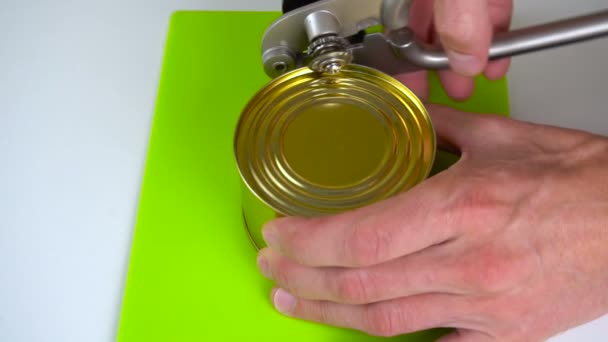Open a jar of canned fish — Stock Footage Open a jar of canned fish Royalty Free Stock Video