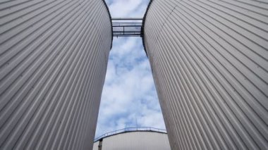 Büyük su depoları üretiminde