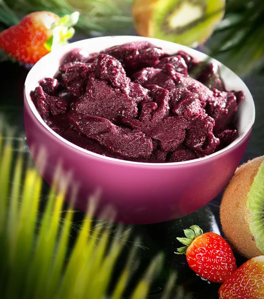 The amazon acai fruit — Stock Photo, Image