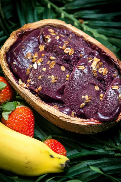 The amazon acai fruit — Stock Photo, Image