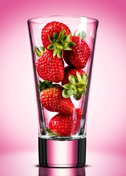 Fresh organic Strawberry in glass — Stock Photo, Image