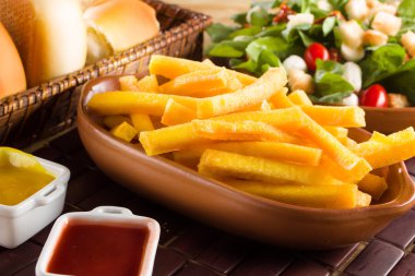 Fried polenta yakın çekim