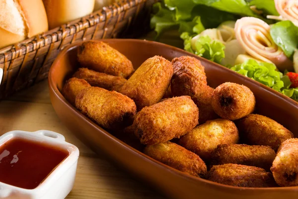 Bacalhau fritter de perto — Fotografia de Stock