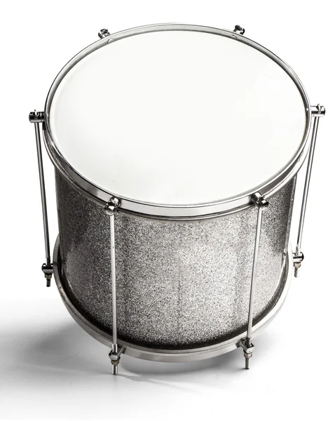 Um tambor tom-tom sobre branco — Fotografia de Stock
