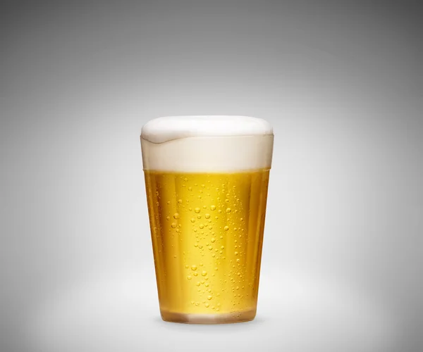 Copo de cerveja gelada — Fotografia de Stock