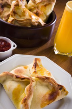 Pişmiş Delicious Esfiha dolması