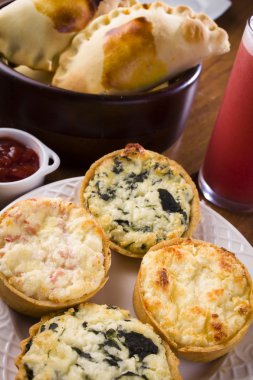 Quiches ile pişmiş kek