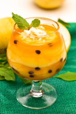 Passion fruit mousse nane ile