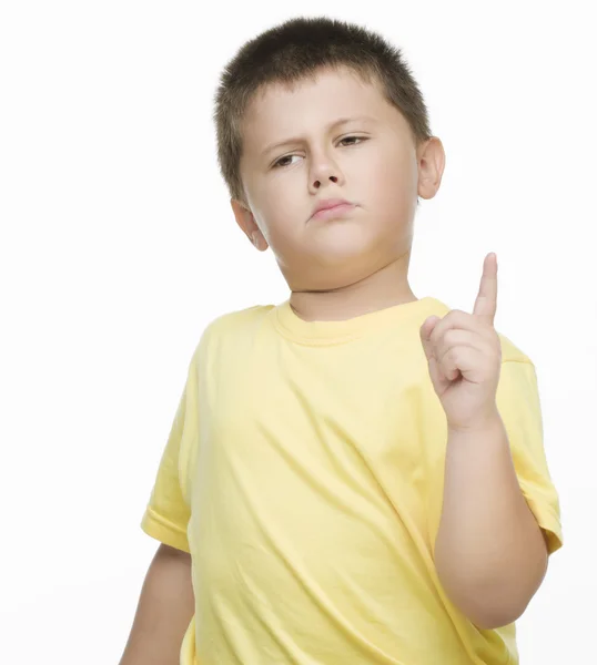 Pequeño chico señala con un dedo — Foto de Stock