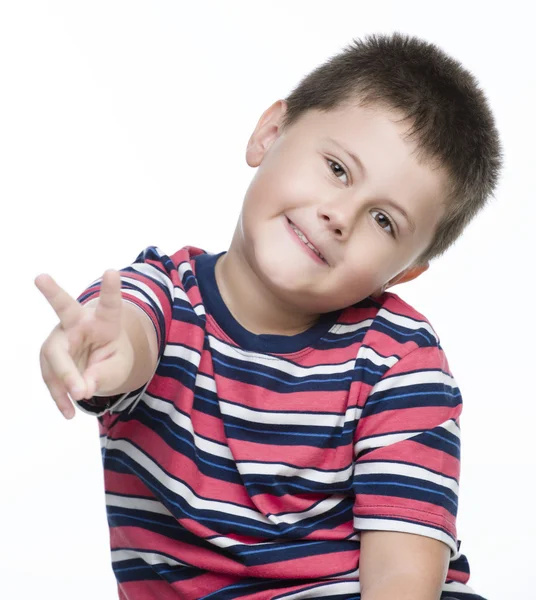 Niño haciendo gestos con sus dos dedos — Foto de Stock