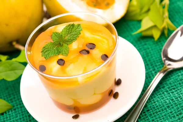 Passion fruit mousse — Stock Photo, Image