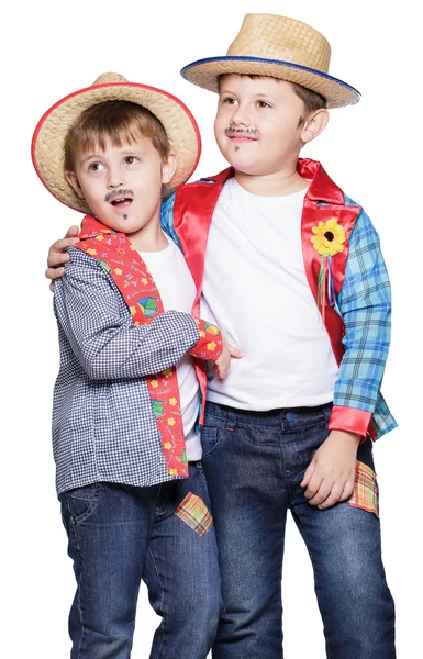 Boys  wearing straw hats posing — Stock Photo, Image