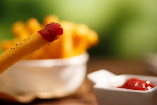 Batatas fritas polenta, prato brasileiro — Fotografia de Stock