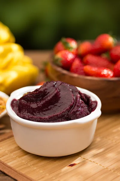 Tasty fruit dessert — Stock Photo, Image