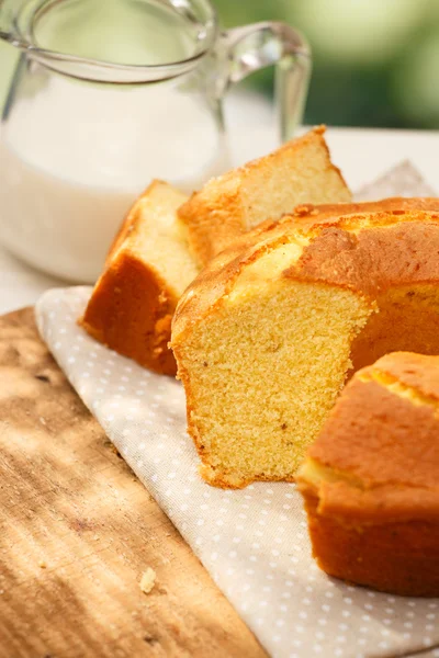 Traditionele Braziliaanse Fuba cake — Stockfoto