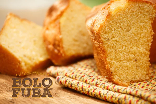 Bolo Fuba brasileiro tradicional — Fotografia de Stock