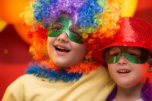 I bambini si divertono al Carnevale — Foto Stock