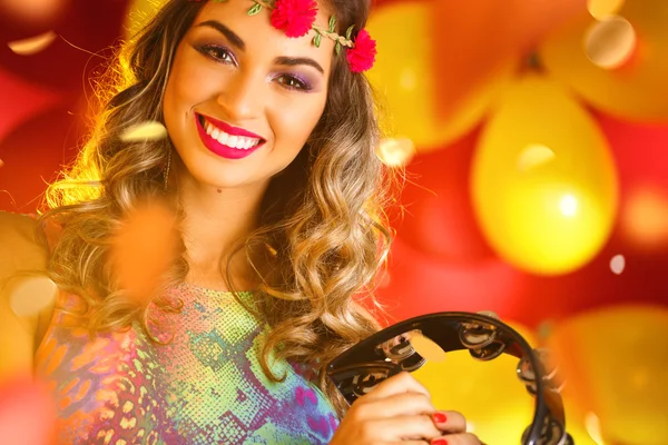 Mulher vestida para noite de carnaval — Fotografia de Stock