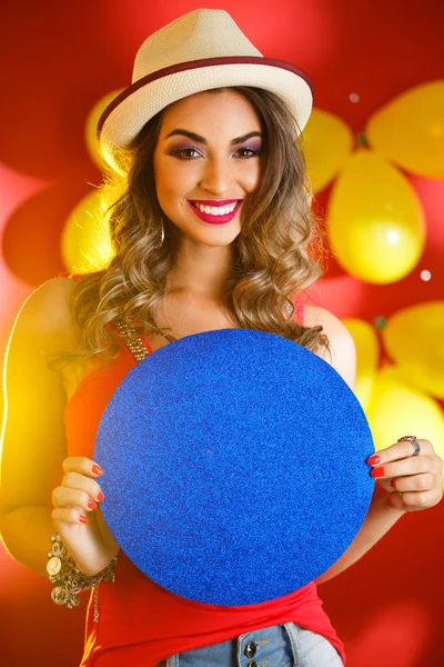 Mujer vestida para la noche de carnaval — Foto de Stock