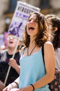Guadalajara, İspanya - 03 10 2018, feminist yürüyüş kadın haklarını kutluyor