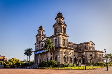 Nikaragua 'nın başkenti Managua Katedrali, Plaza Revucion' da yer alan bir ahistorik binadır. 