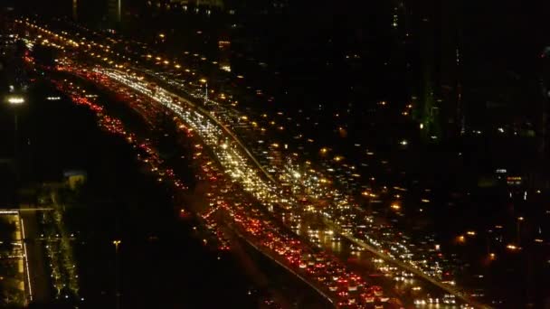 Εναέρια νυχτερινή άποψη του timelapse κυκλοφοριακής ρύπανσης σε μια αστική πόλη, Κίνα. — Αρχείο Βίντεο