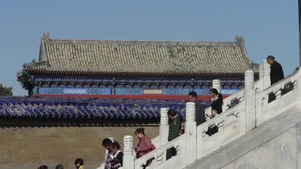 Chrám v Pekingu.Čínská královská starobylá architektura. — Stock video
