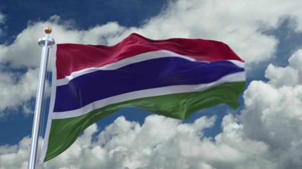 4k looping bandeira de Gâmbia acenando no vento, timelapse rolamento nuvens fundo. — Vídeo de Stock