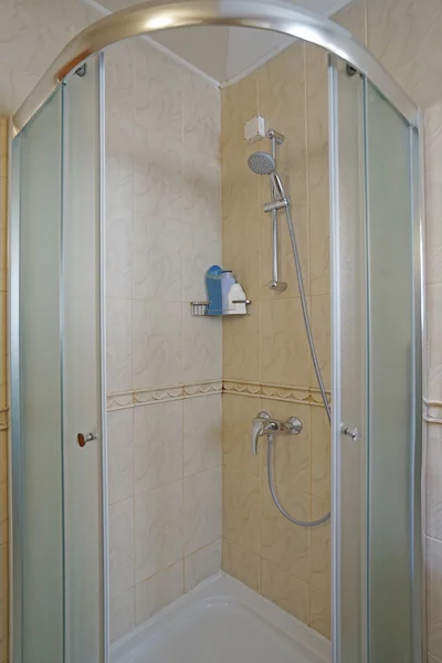 Belső, egy fürdőszoba, egy vendégház — Stock Fotó