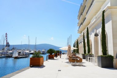 Porto Karadağ sahildeki Cafe