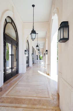 Tivat, Karadağ, Nisan, 15, 2016: Cafe Porto Karadağ, Tivat sahildeki. 