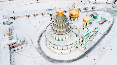Yeni Kudüs Manastırı 'nın Diriliş Katedrali' nin havadan görünüşü. Kış günü. Moskova bölgesi Istra bölgesi.