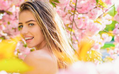 Sağlıklı ciltli güzel bir kadın yüzü. Kozmetik. Cilt bakımı. Güzellik tedavisi. SPA, sağlık.