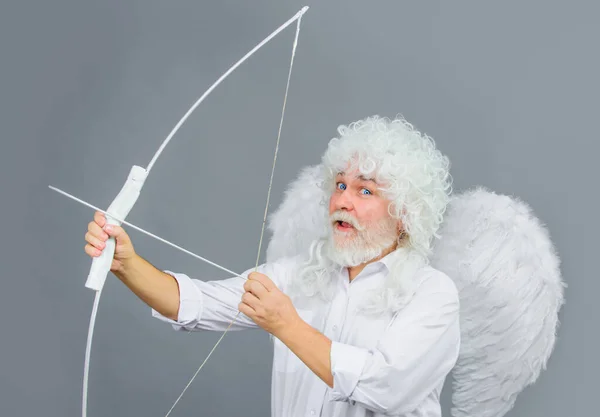 Anjo dos namorados com asas. Flechas do amor. Celebração do Dia de São Valentim. — Fotografia de Stock