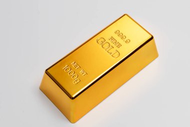 Güzel altın kavramı. Metal rezervi için 24 bin altın. Altın bar stüdyo geçmişi. Lüks külçeler için değerli metalden altın külçeler