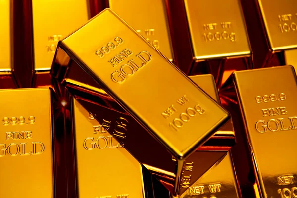 Altın bar stüdyo geçmişi. Metal altın desenli. Altın ve bankacılık kavramları. Lüks altın külçe